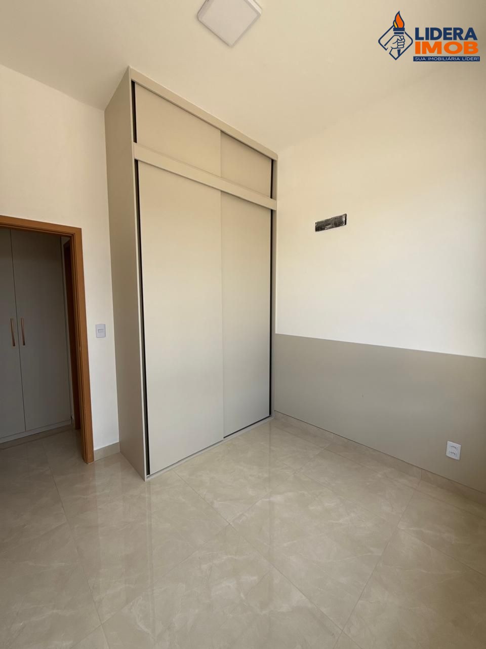 Casa, 3 quartos, 200 m² - Foto 10