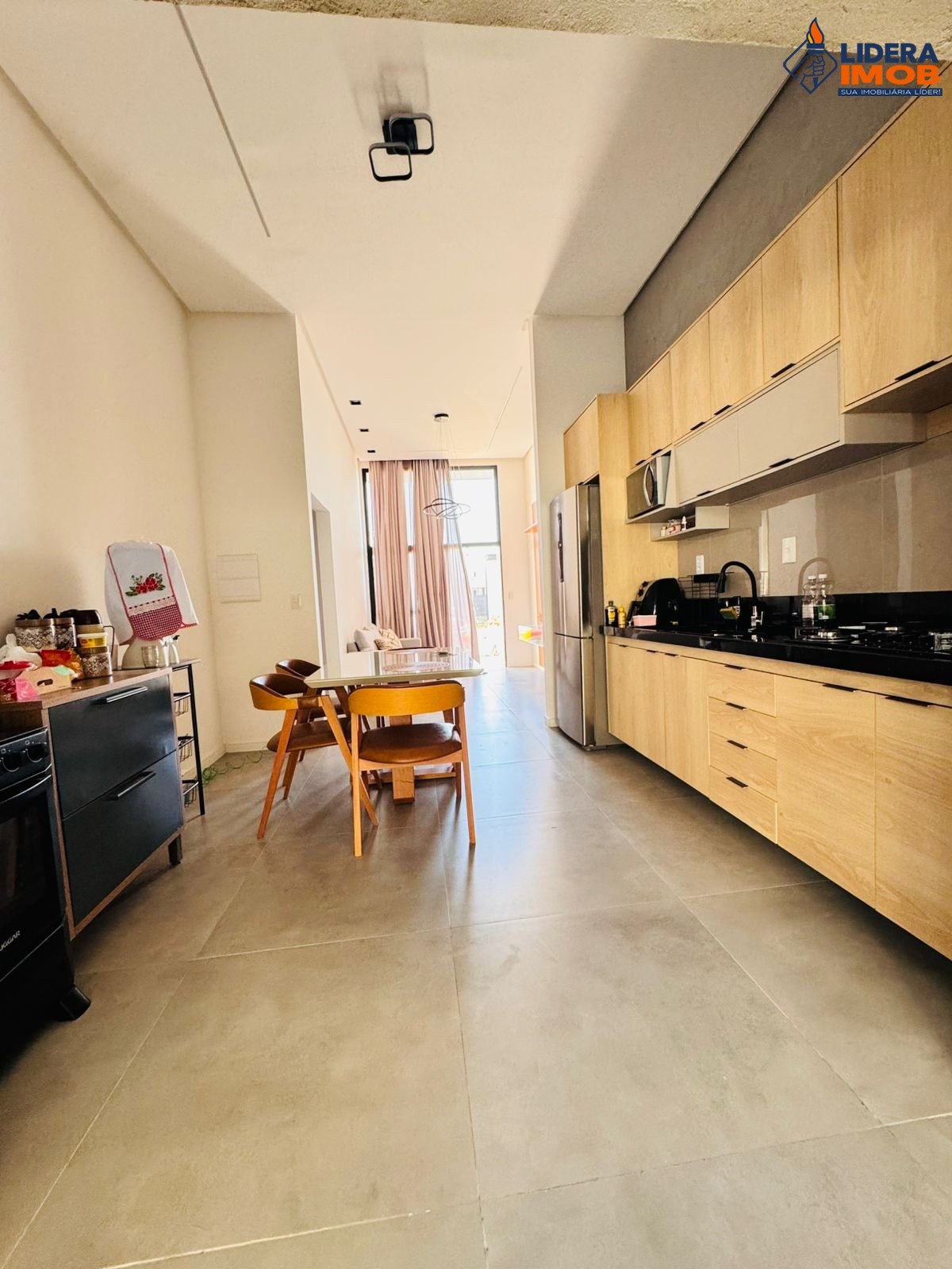 Casa, 3 quartos, 200 m² - Foto 3