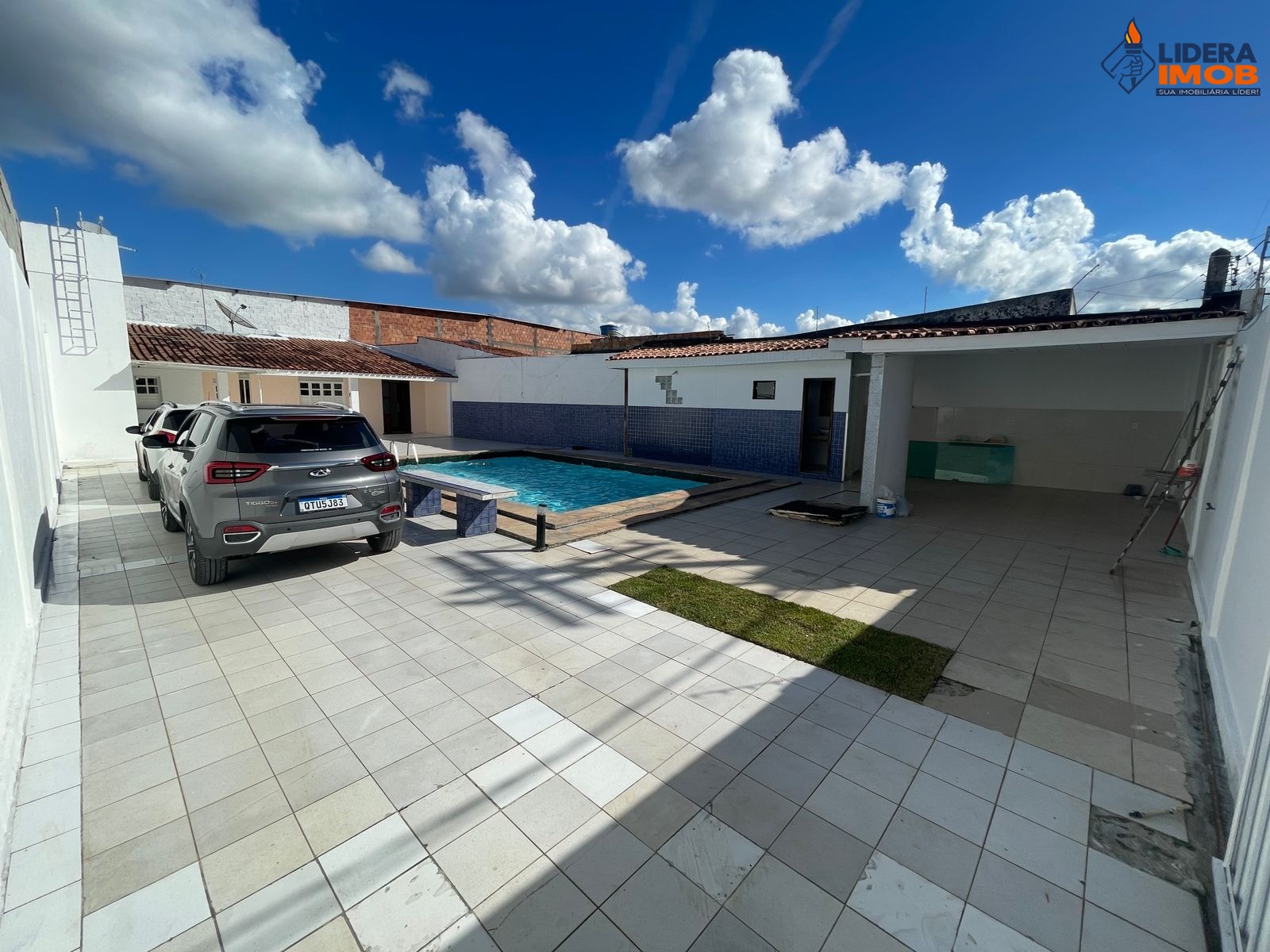 Casa, 2 quartos, 347 m² - Foto 2