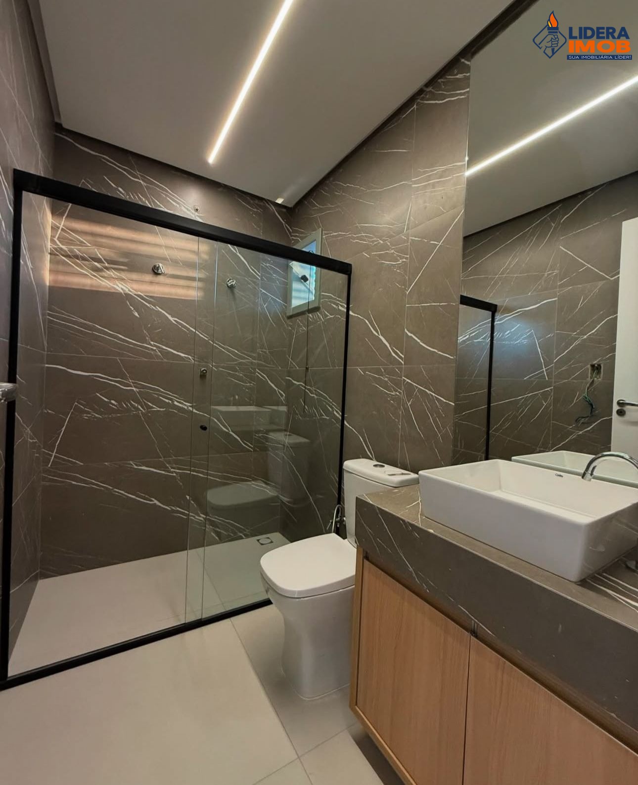 Casa, 5 quartos, 260 m² - Foto 4