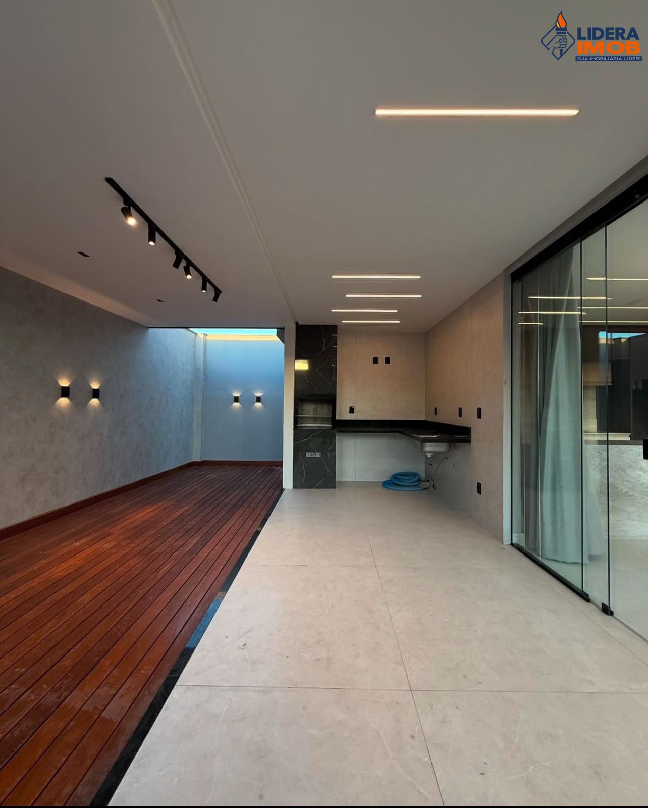 Casa, 5 quartos, 260 m² - Foto 11