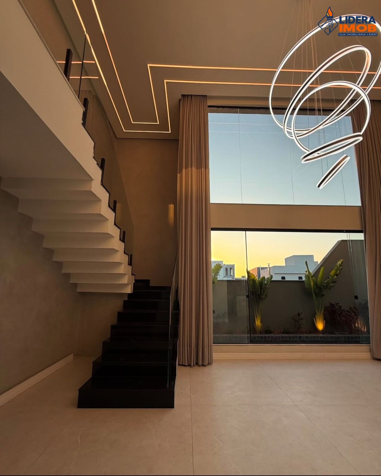 Casa, 5 quartos, 260 m² - Foto 12