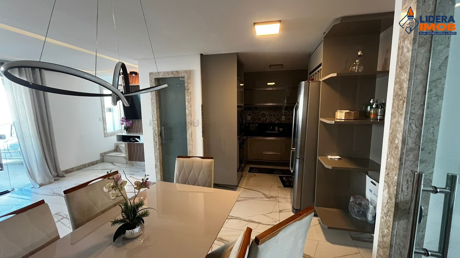 Casa, 4 quartos, 150 m² - Foto 1