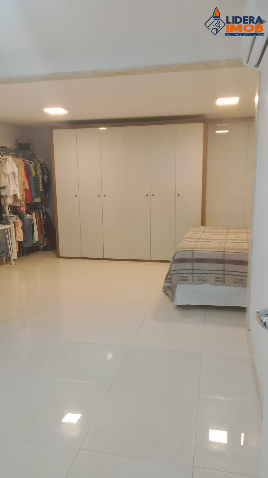 Casa, 3 quartos, 190 m² - Foto 3