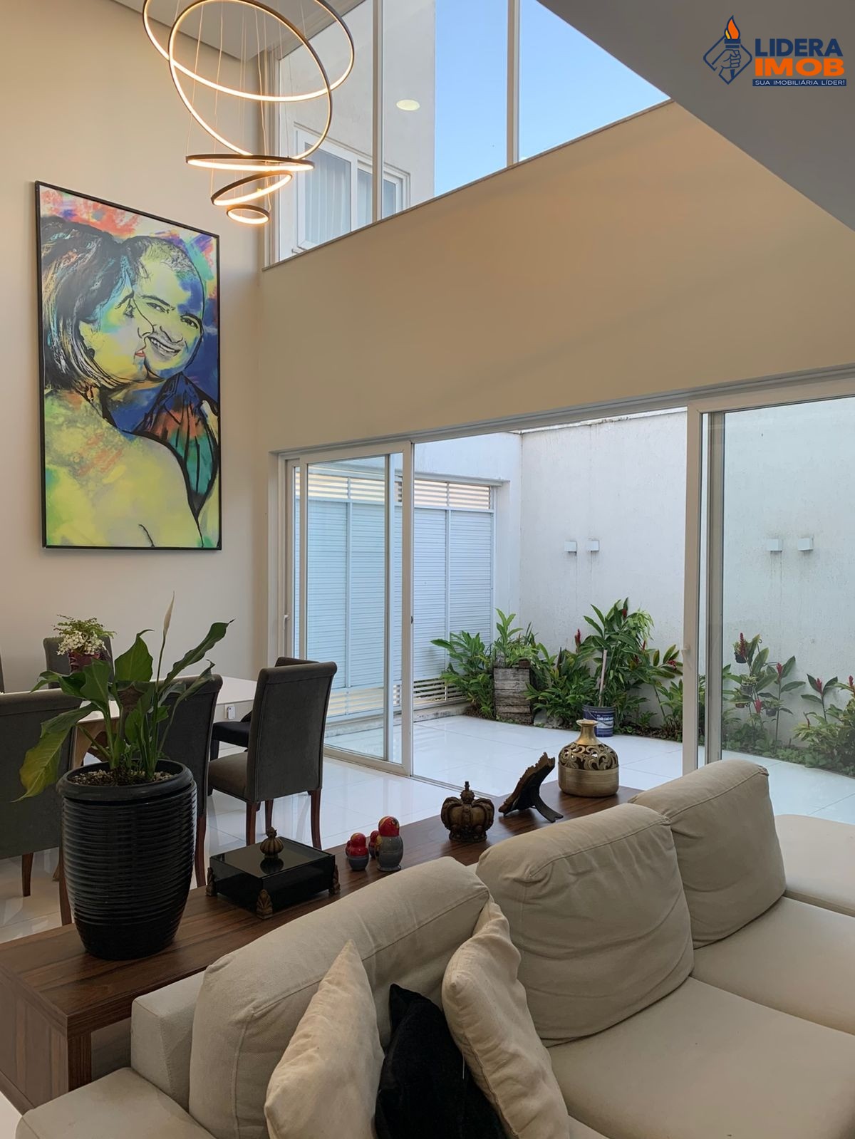 Casa, 3 quartos, 350 m² - Foto 1