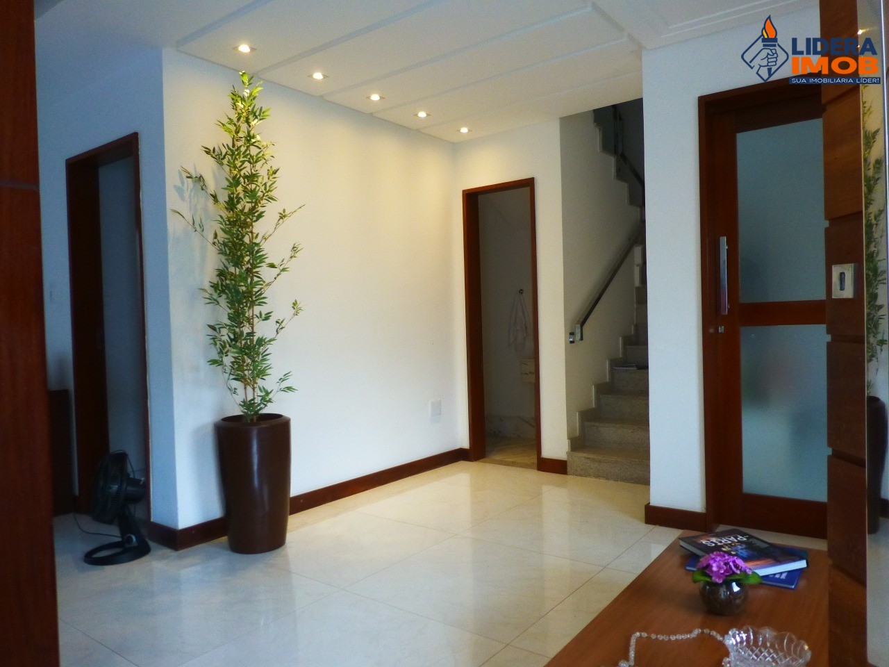 Casa, 3 quartos, 300 m² - Foto 4