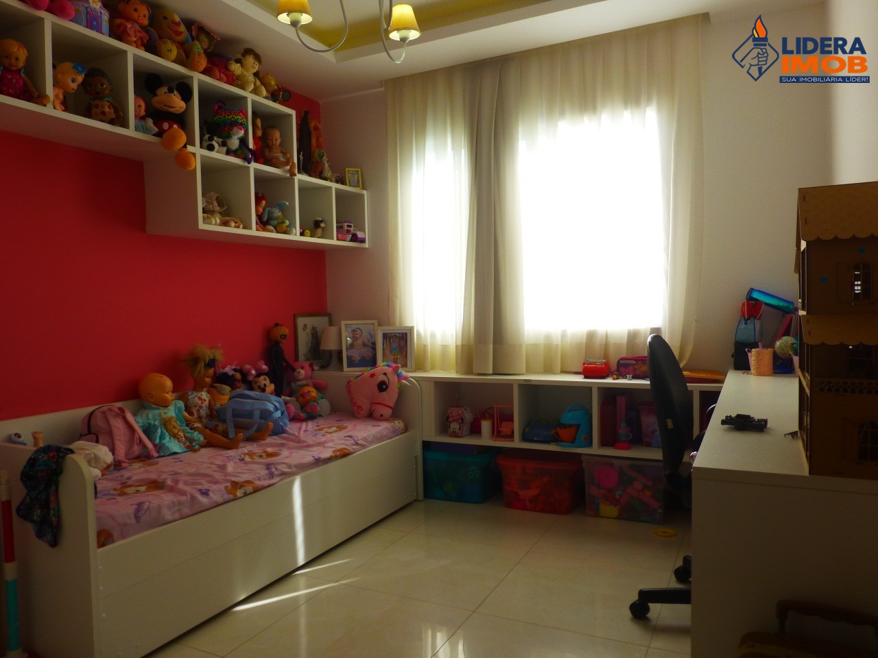 Casa, 3 quartos, 300 m² - Foto 13