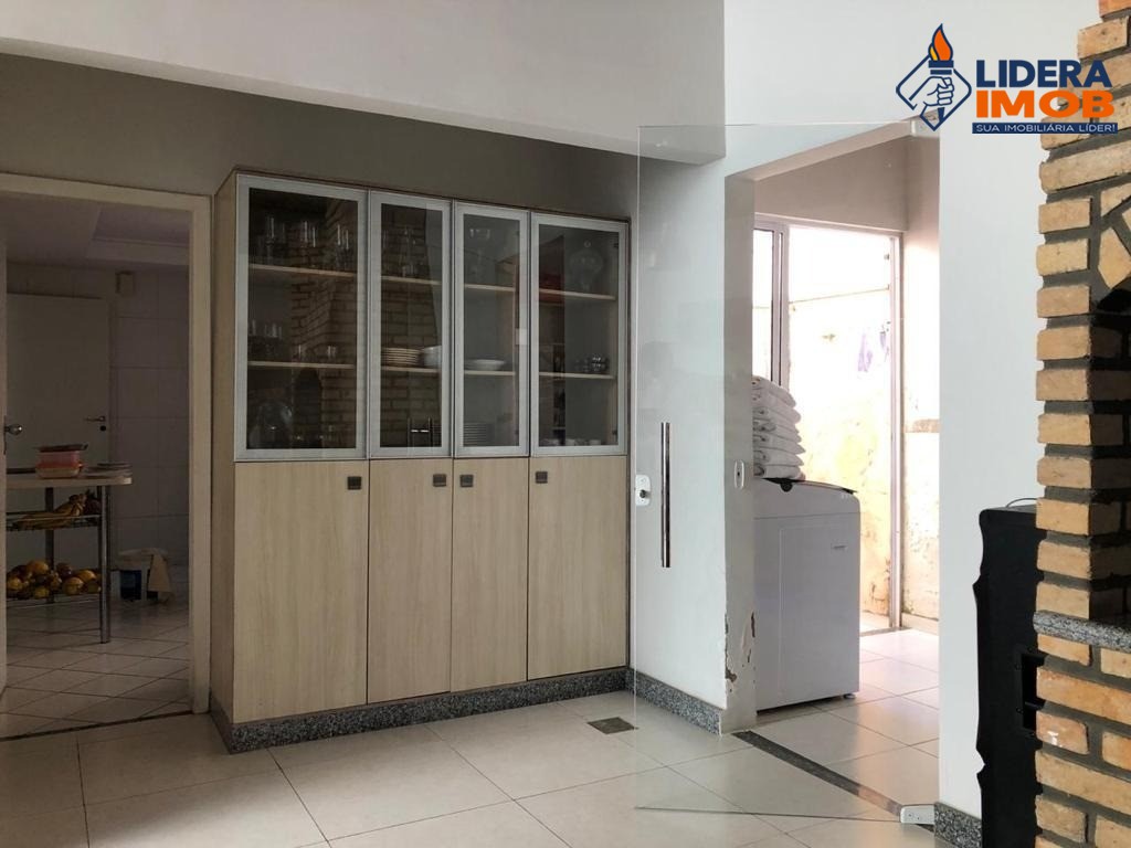 Casa, 3 quartos, 232 m² - Foto 8