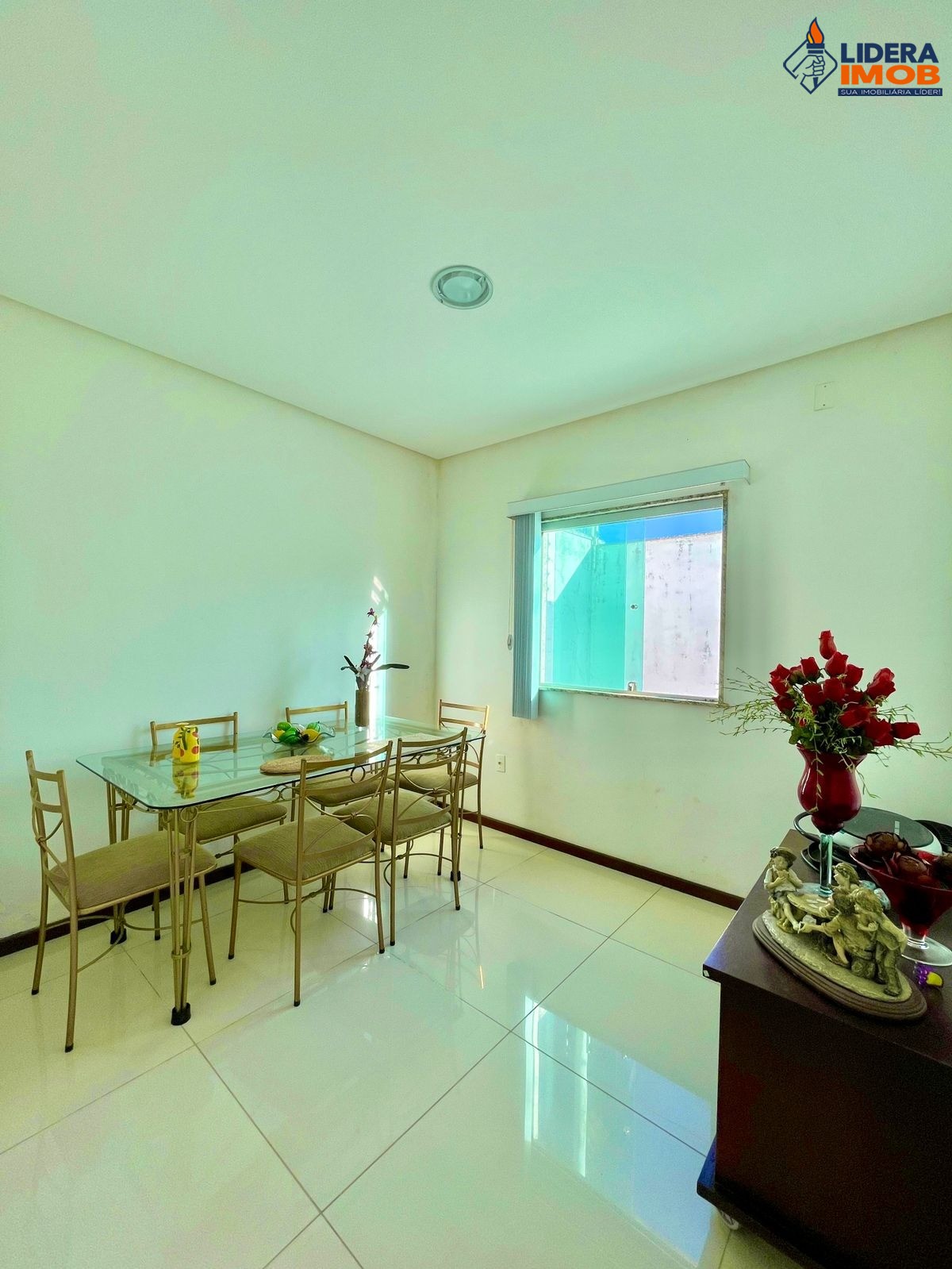 Casa, 4 quartos, 250 m² - Foto 3