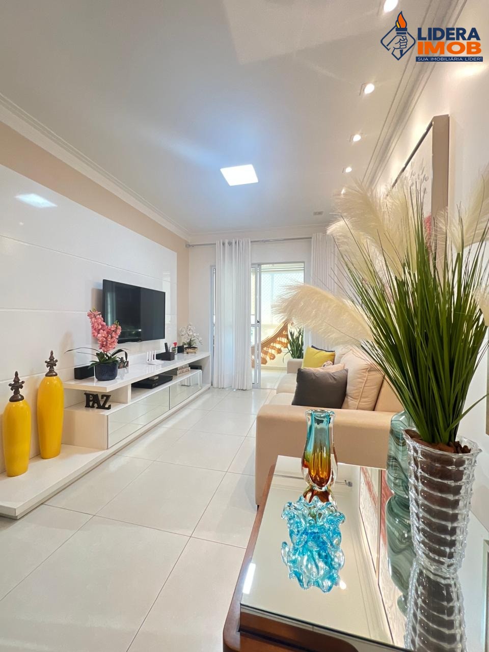 Apartamento, 3 quartos, 100 m² - Foto 1