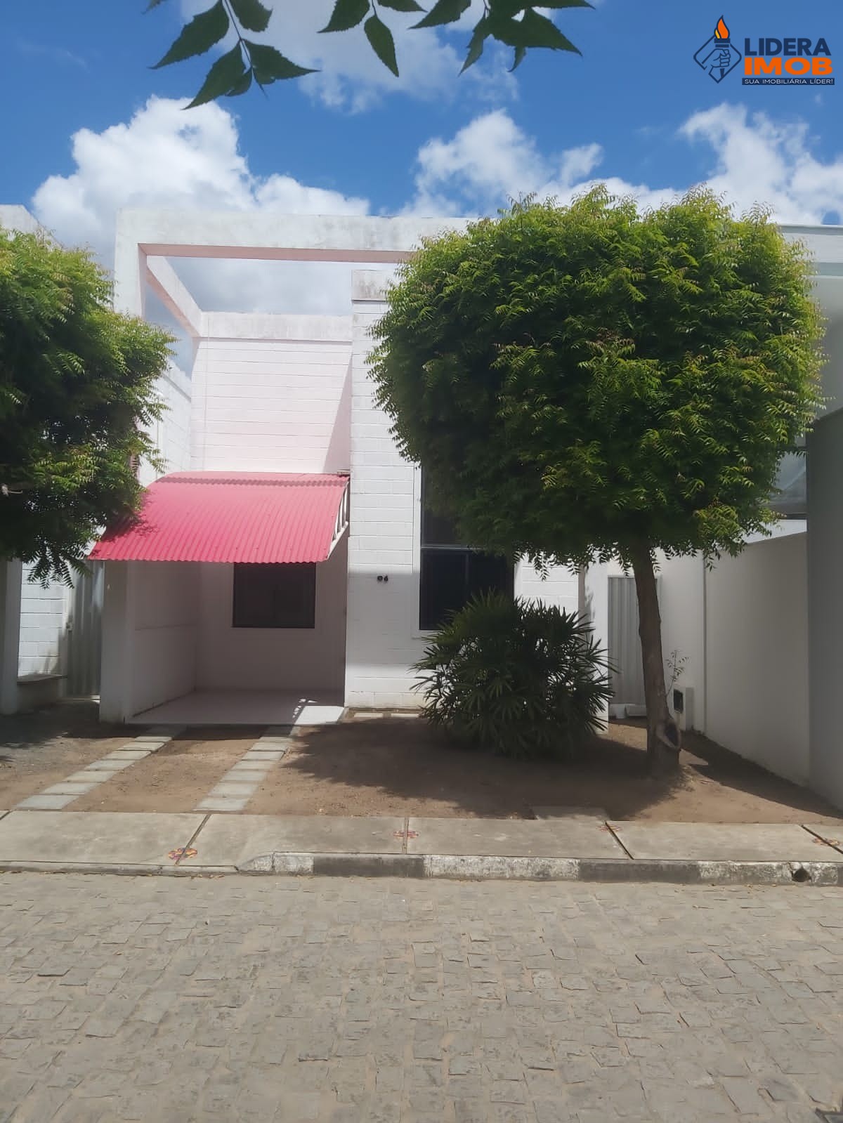 Casa, 2 quartos, 165 m² - Foto 1