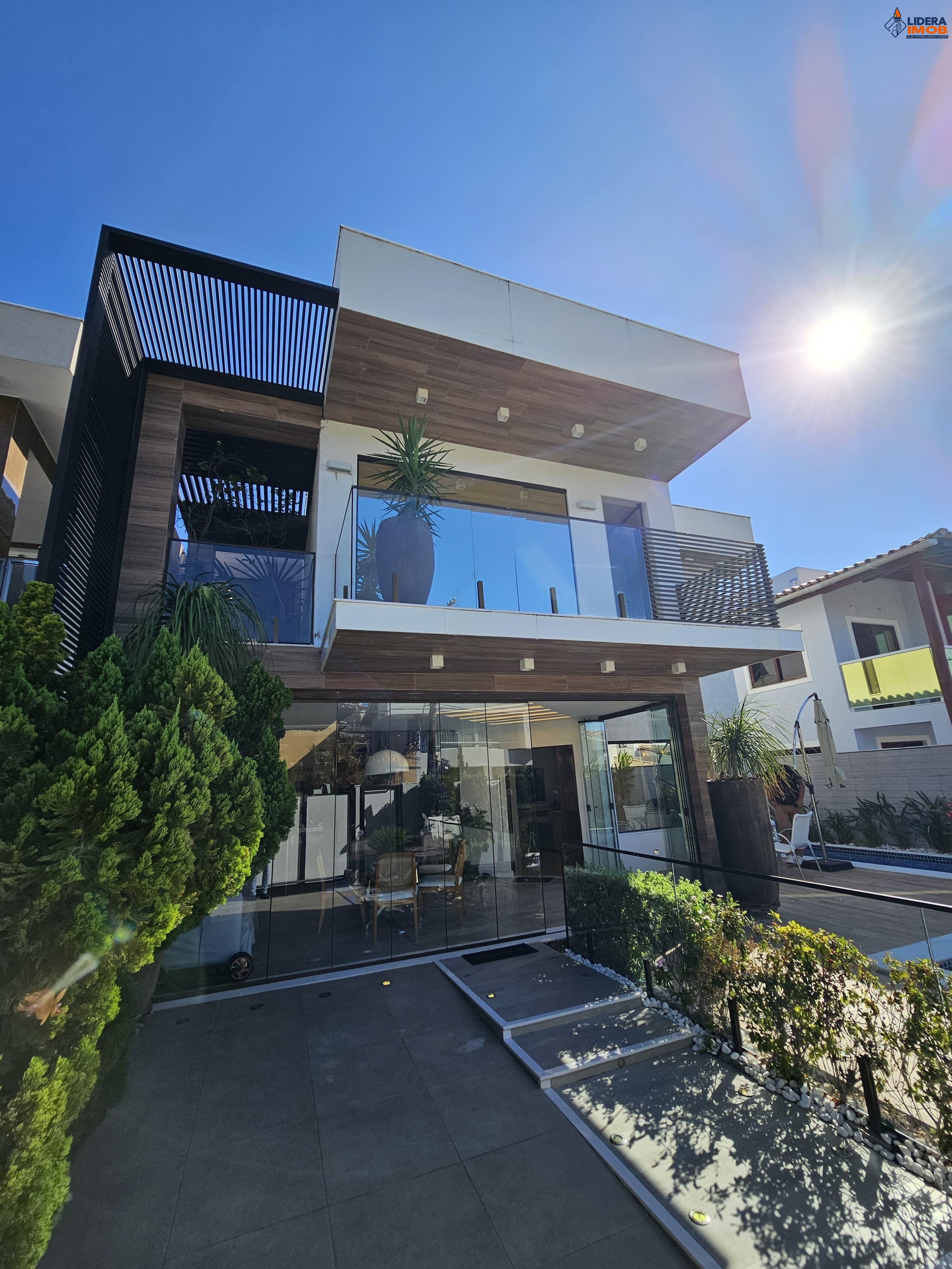 Casa, 4 quartos, 320 m² - Foto 1