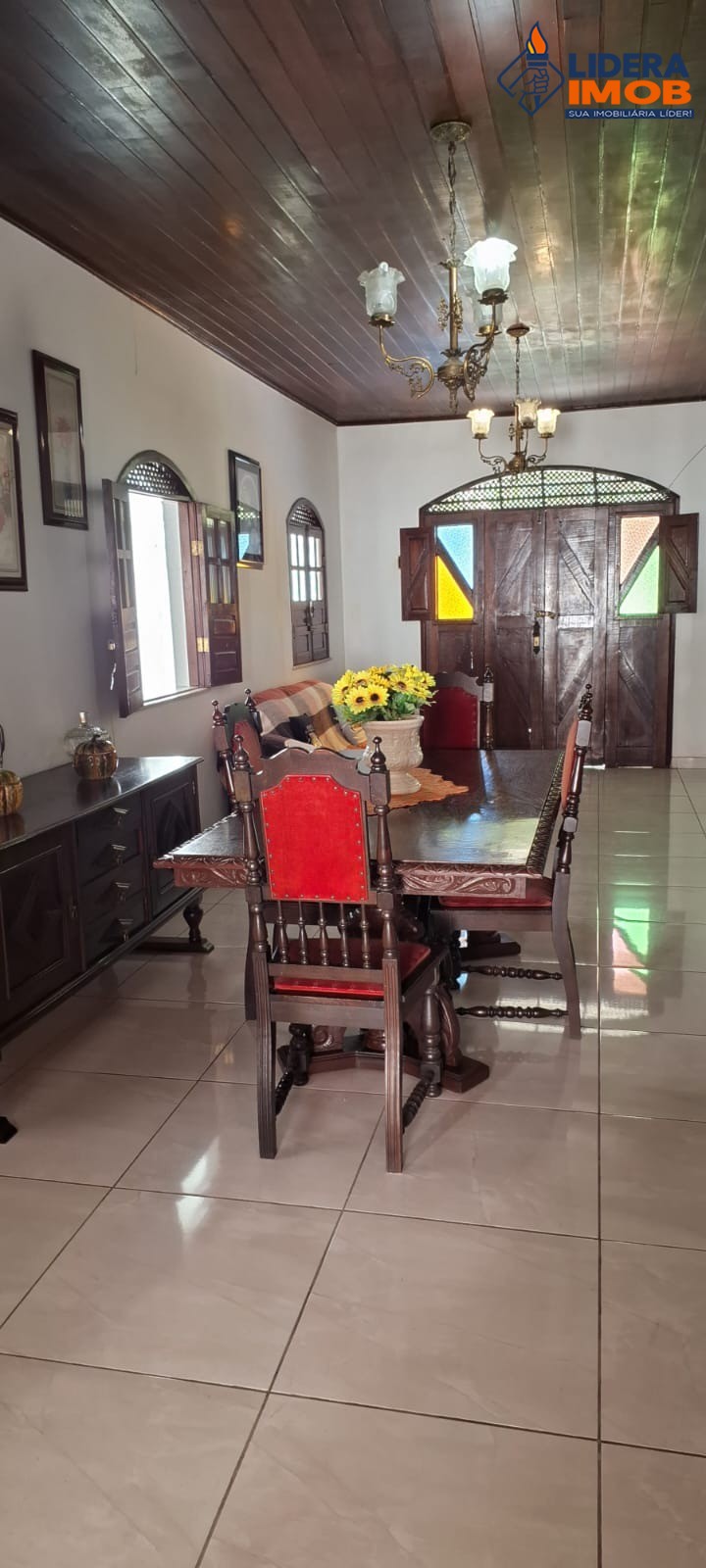 Casa, 2 quartos, 300 m² - Foto 1