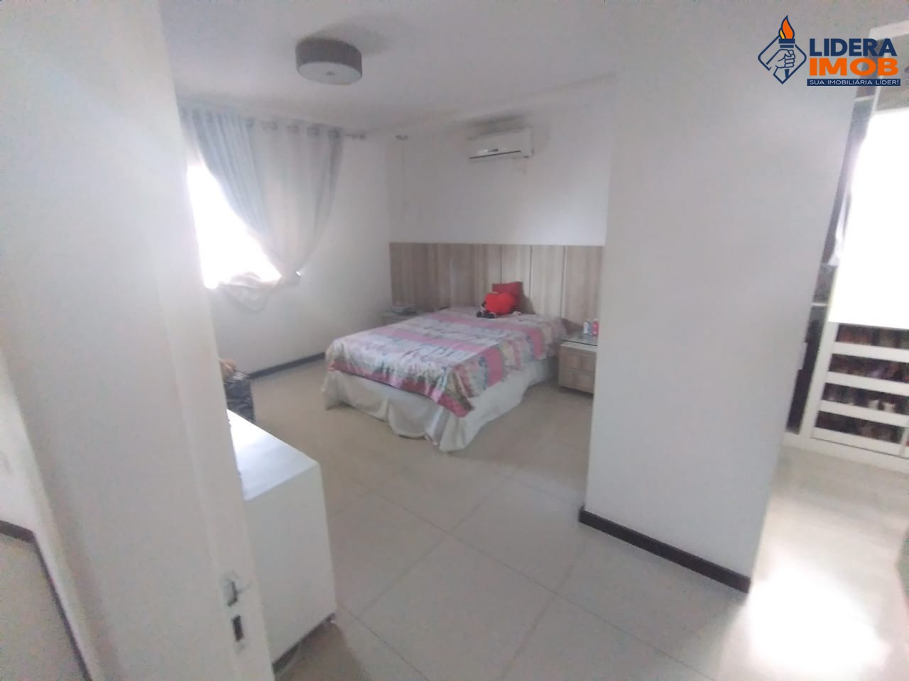 Casa, 4 quartos, 260 m² - Foto 14