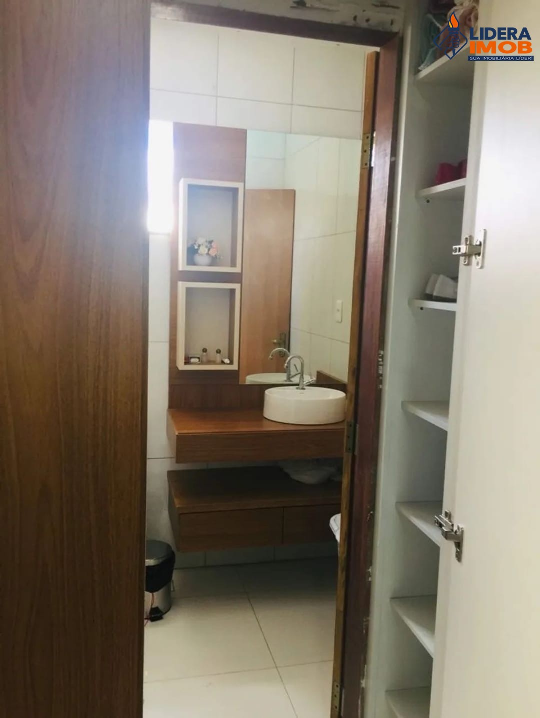 Casa, 4 quartos, 209 m² - Foto 4