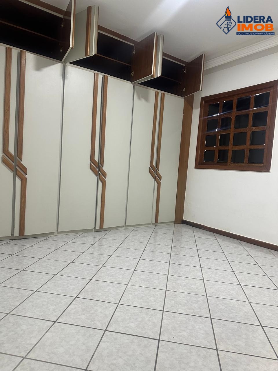 Casa, 3 quartos, 200 m² - Foto 8