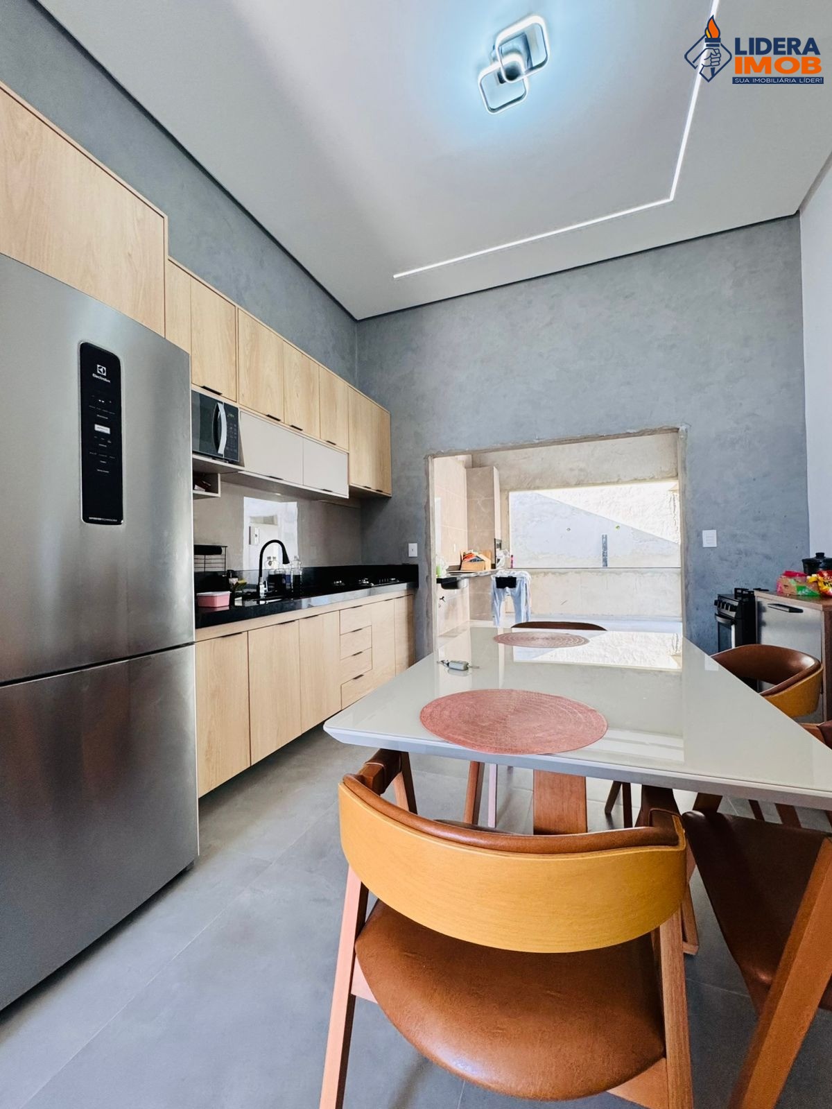 Casa, 3 quartos, 200 m² - Foto 1