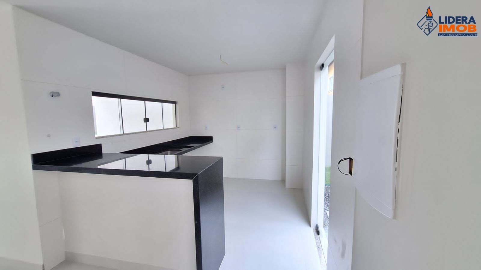Casa, 3 quartos, 170 m² - Foto 2