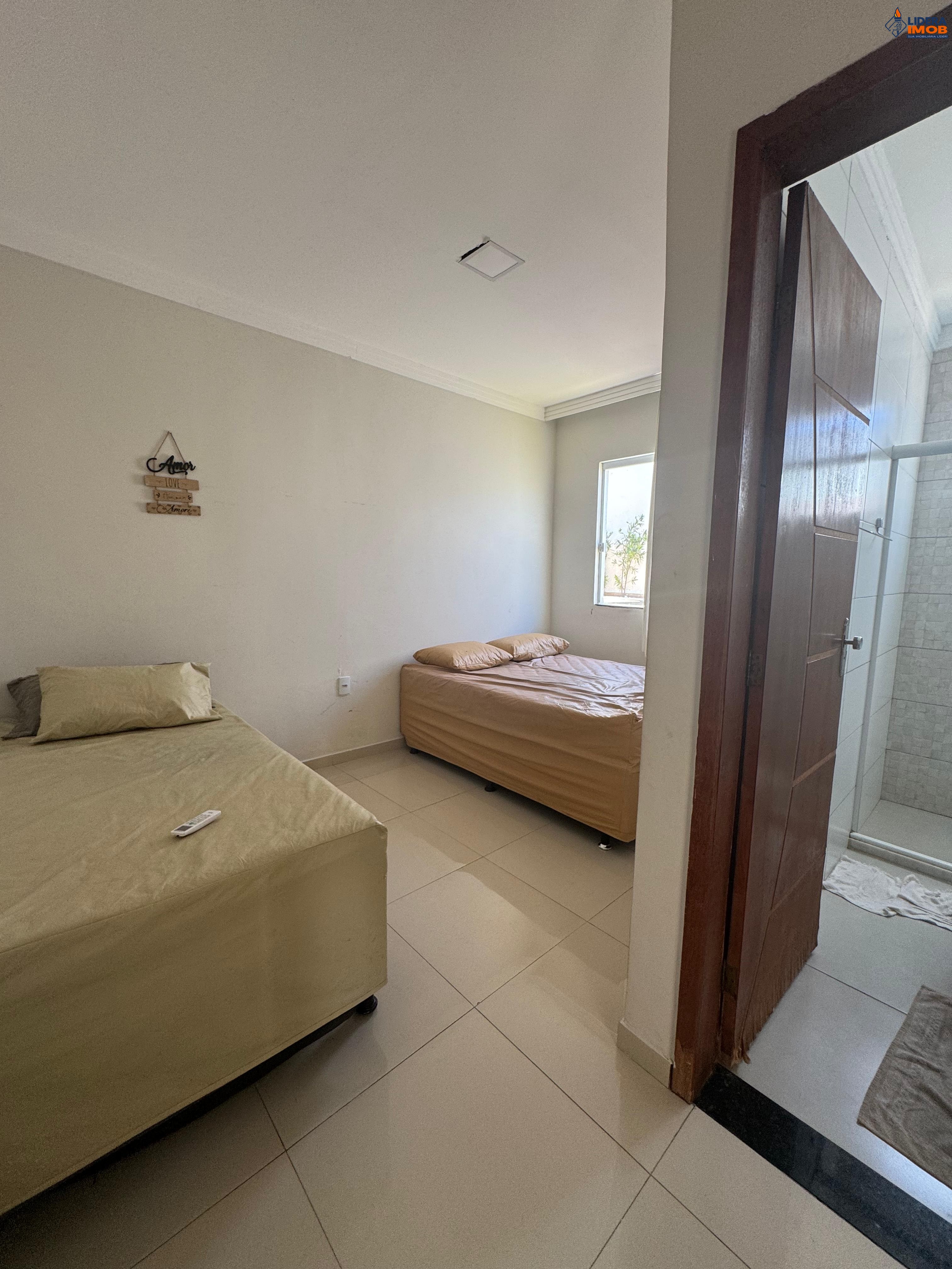 Casa, 3 quartos, 255 m² - Foto 2