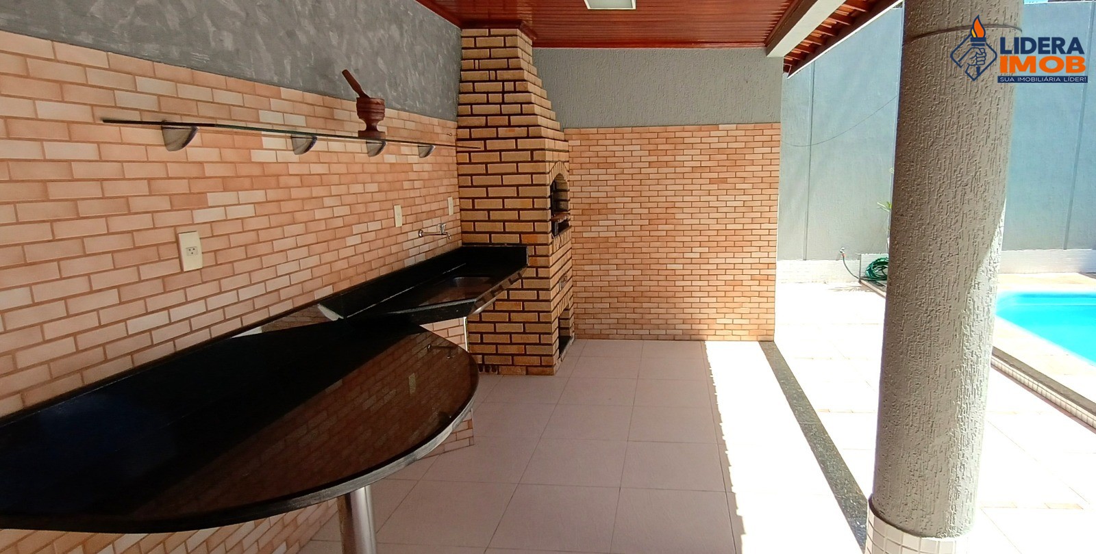 Casa, 3 quartos, 304 m² - Foto 2