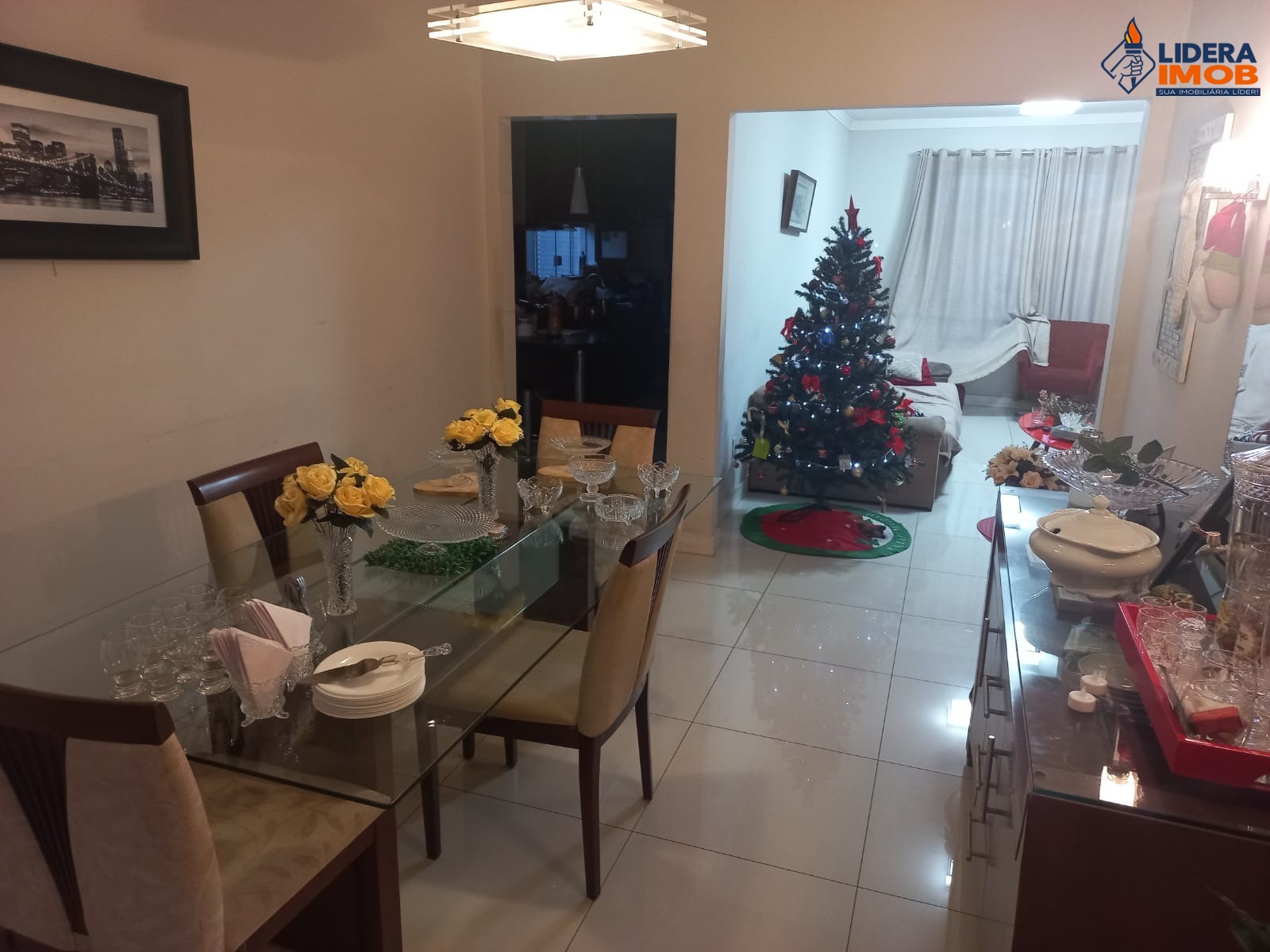 Casa, 3 quartos, 312 m² - Foto 1