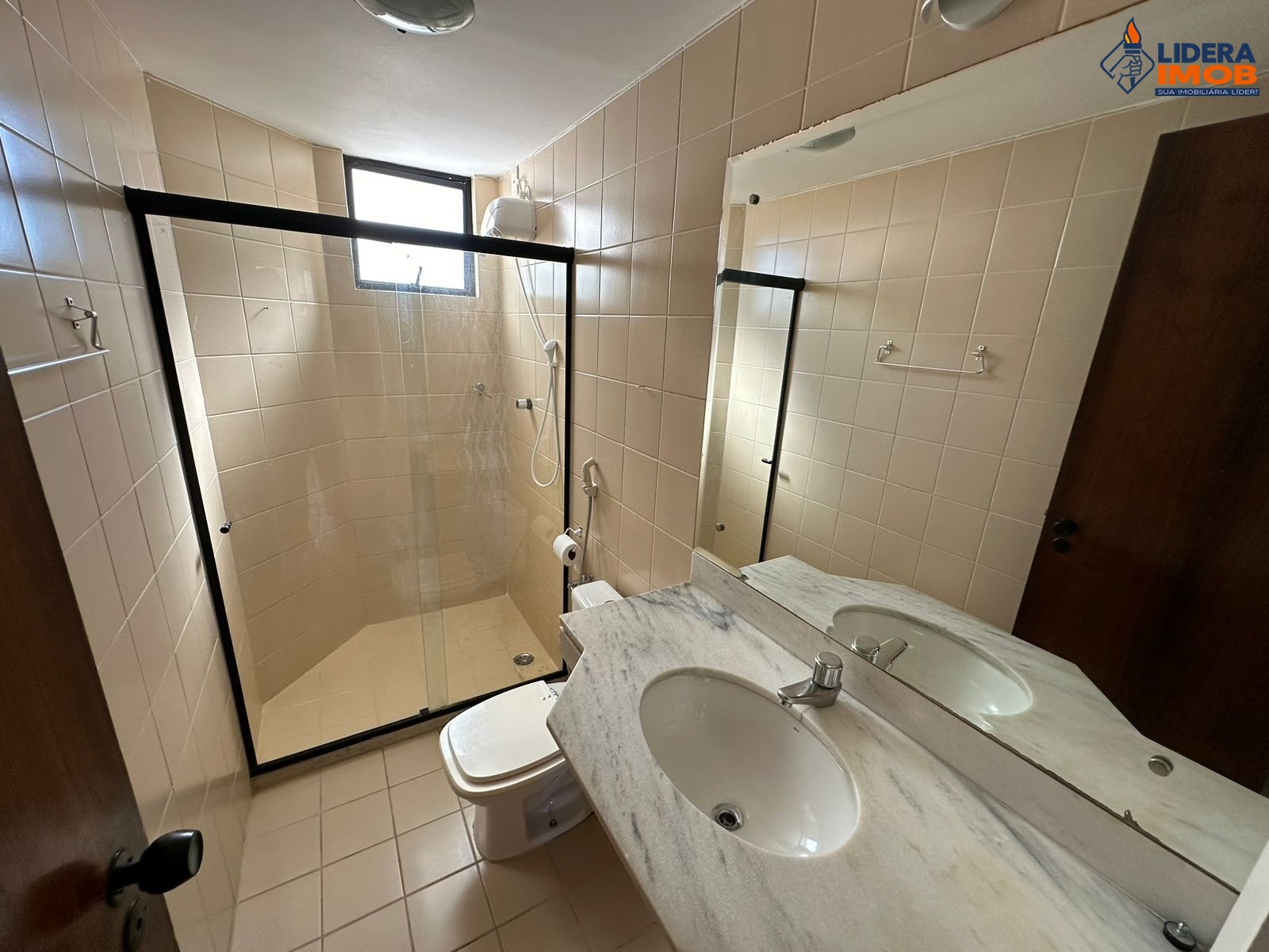 Apartamento, 3 quartos, 100 m² - Foto 2
