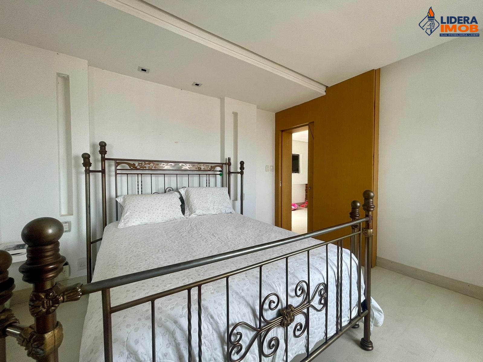 Cobertura, 3 quartos, 167 m² - Foto 2