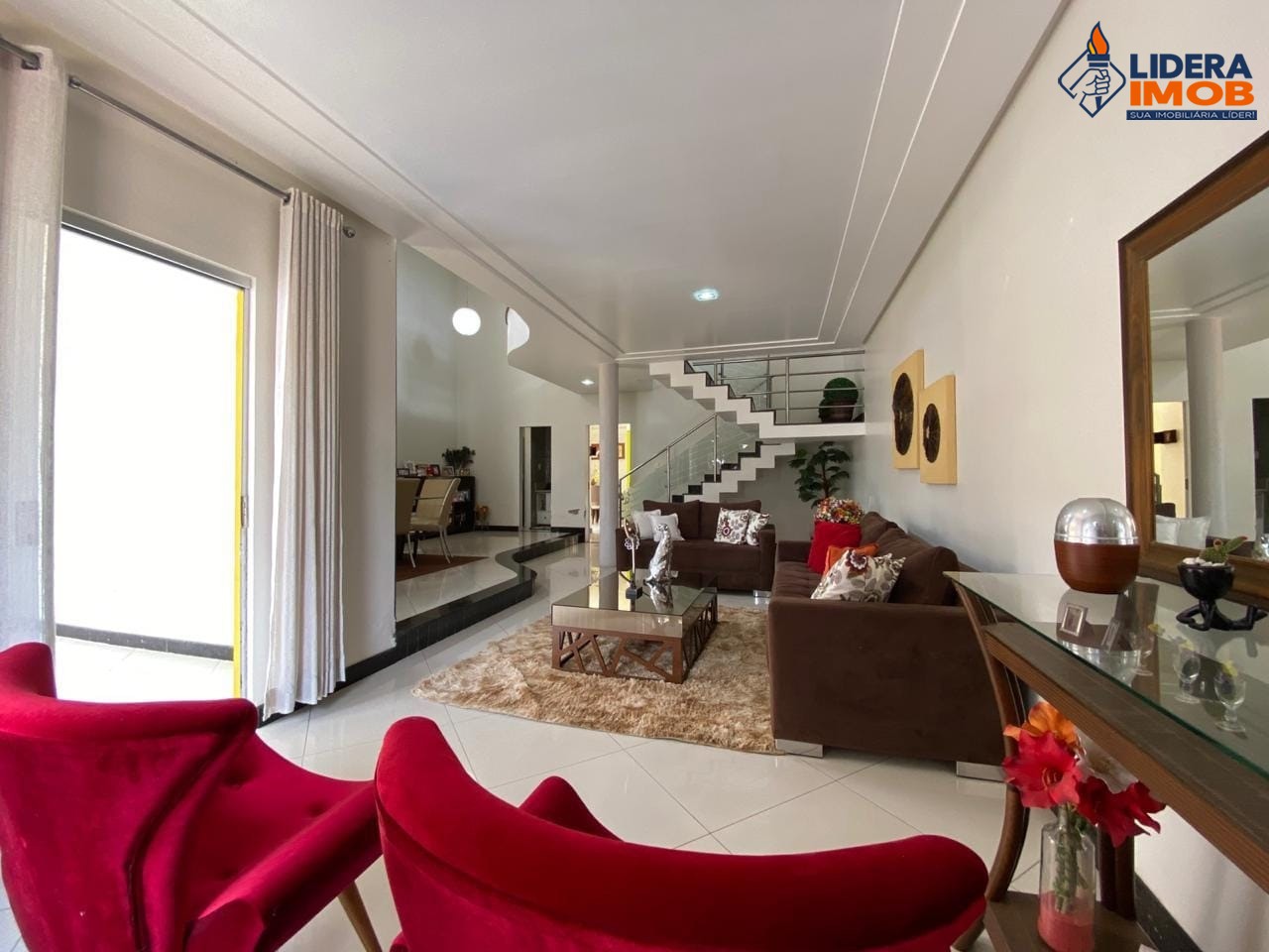 Casa, 4 quartos, 354 m² - Foto 1