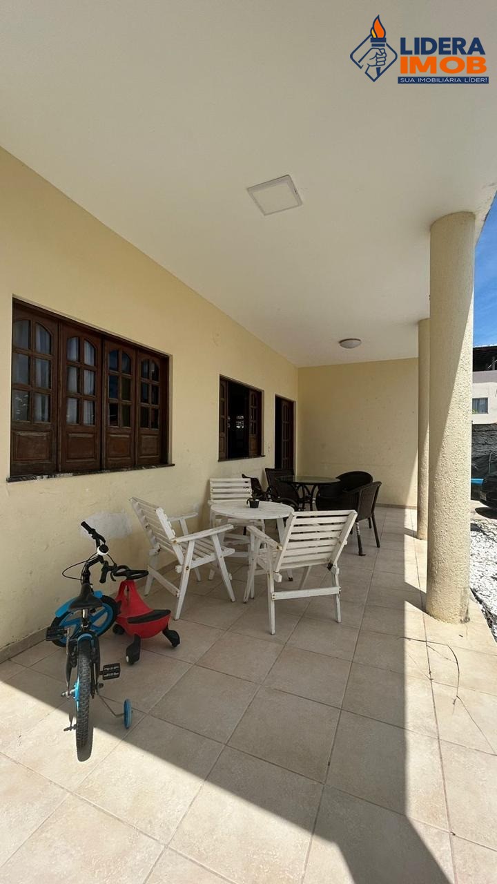 Casa, 4 quartos, 219 m² - Foto 2