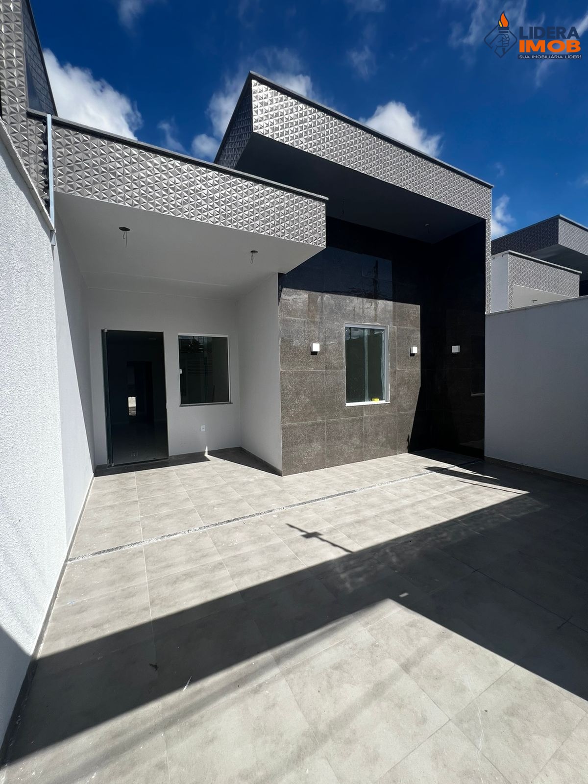 Casa, 3 quartos, 80 m² - Foto 1