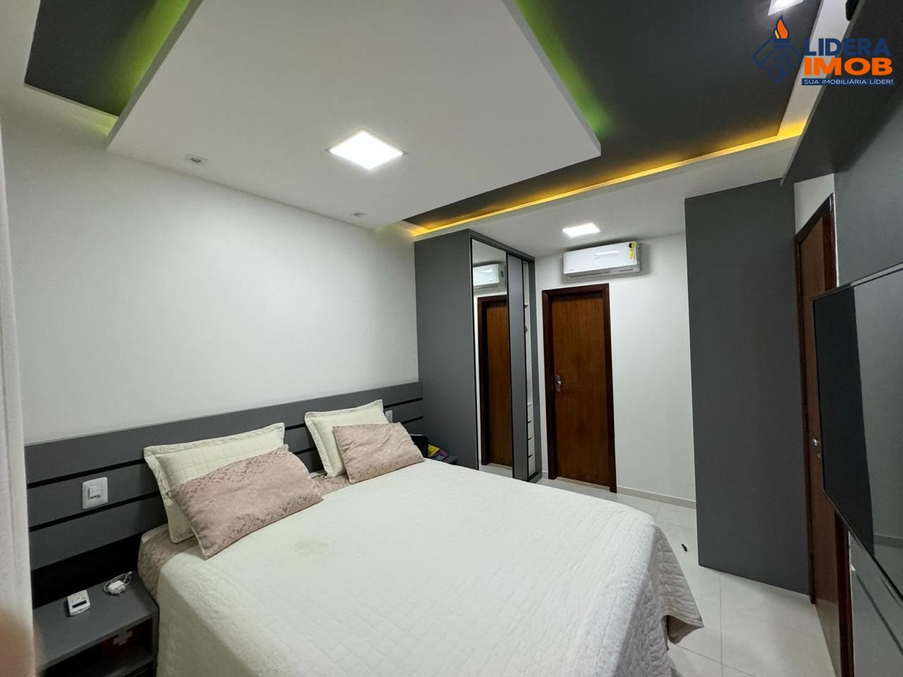 Casa, 4 quartos, 300 m² - Foto 18