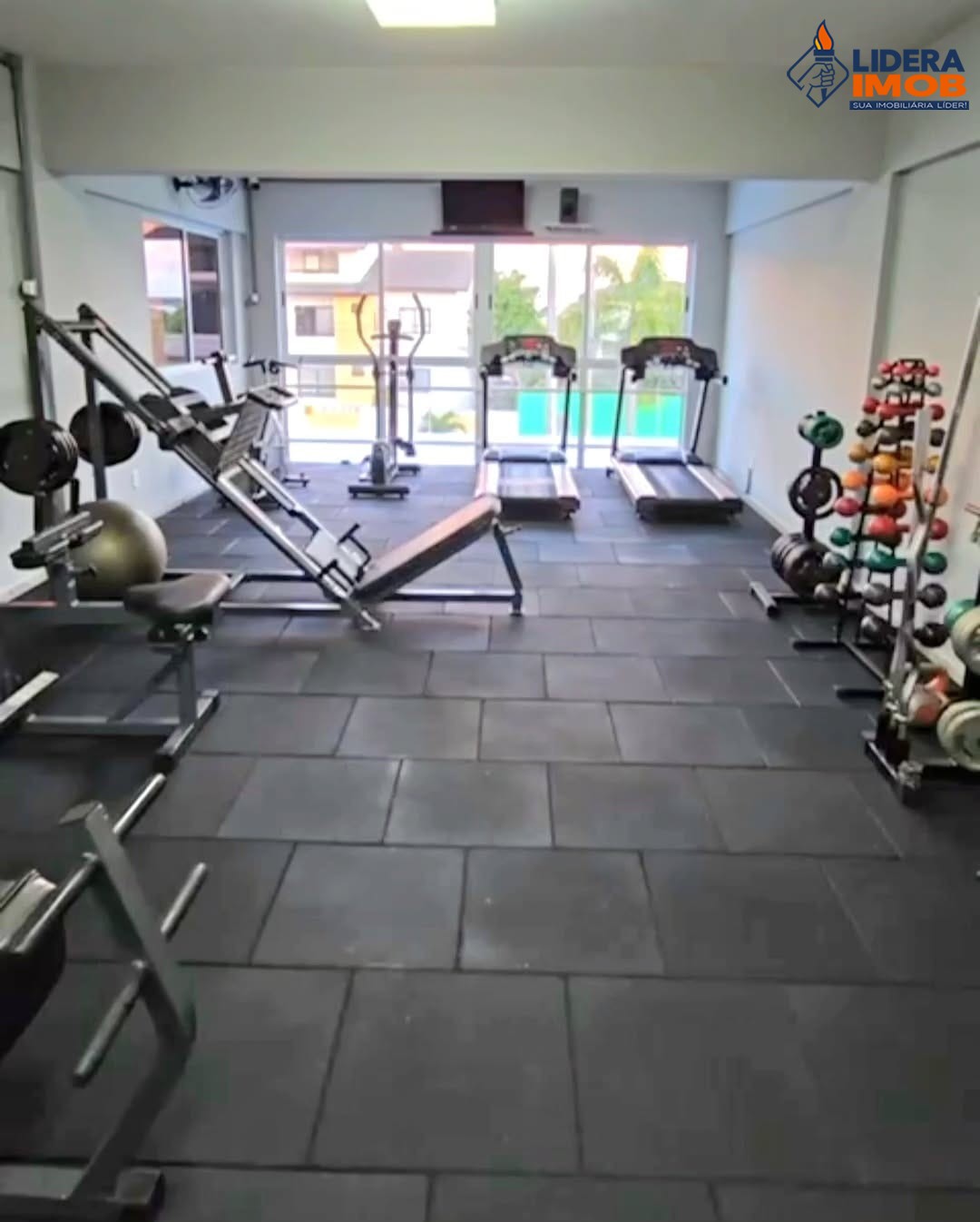 Casa, 3 quartos, 218 m² - Foto 4