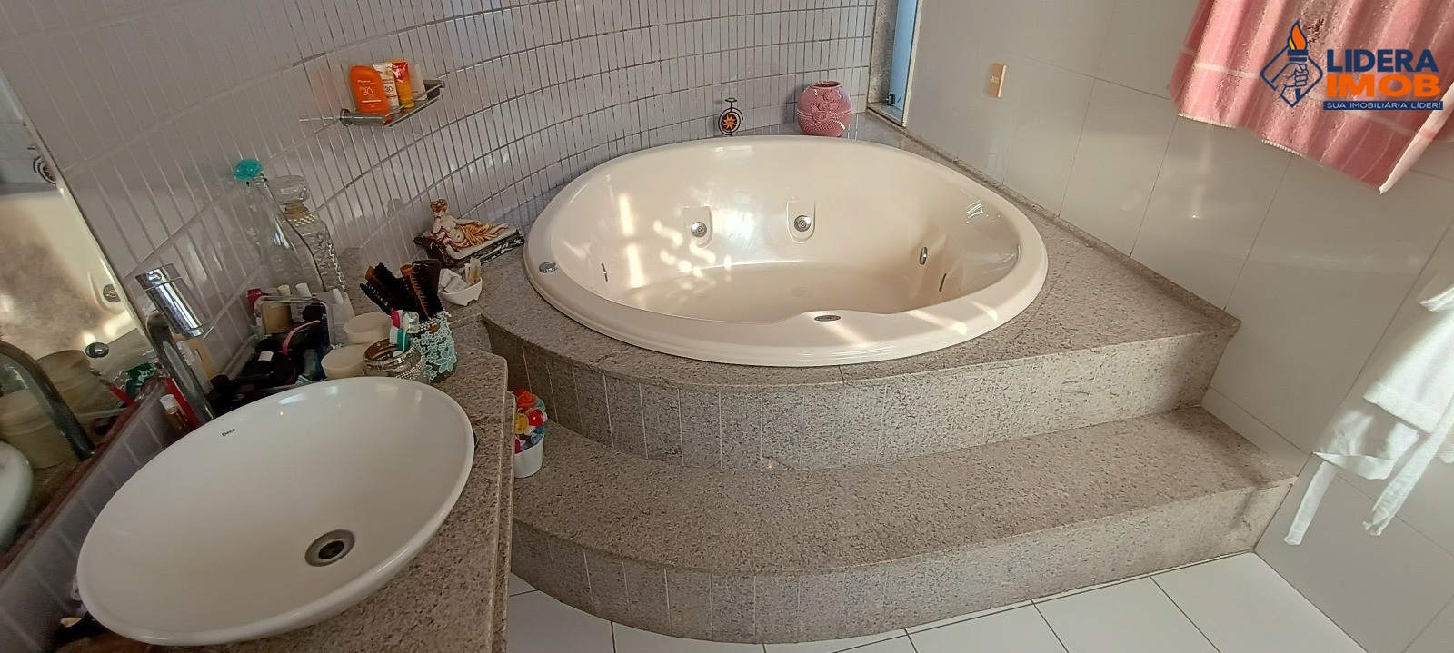 Casa, 3 quartos, 271 m² - Foto 15