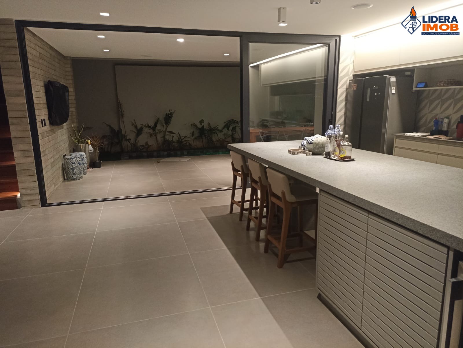 Casa, 4 quartos, 300 m² - Foto 8