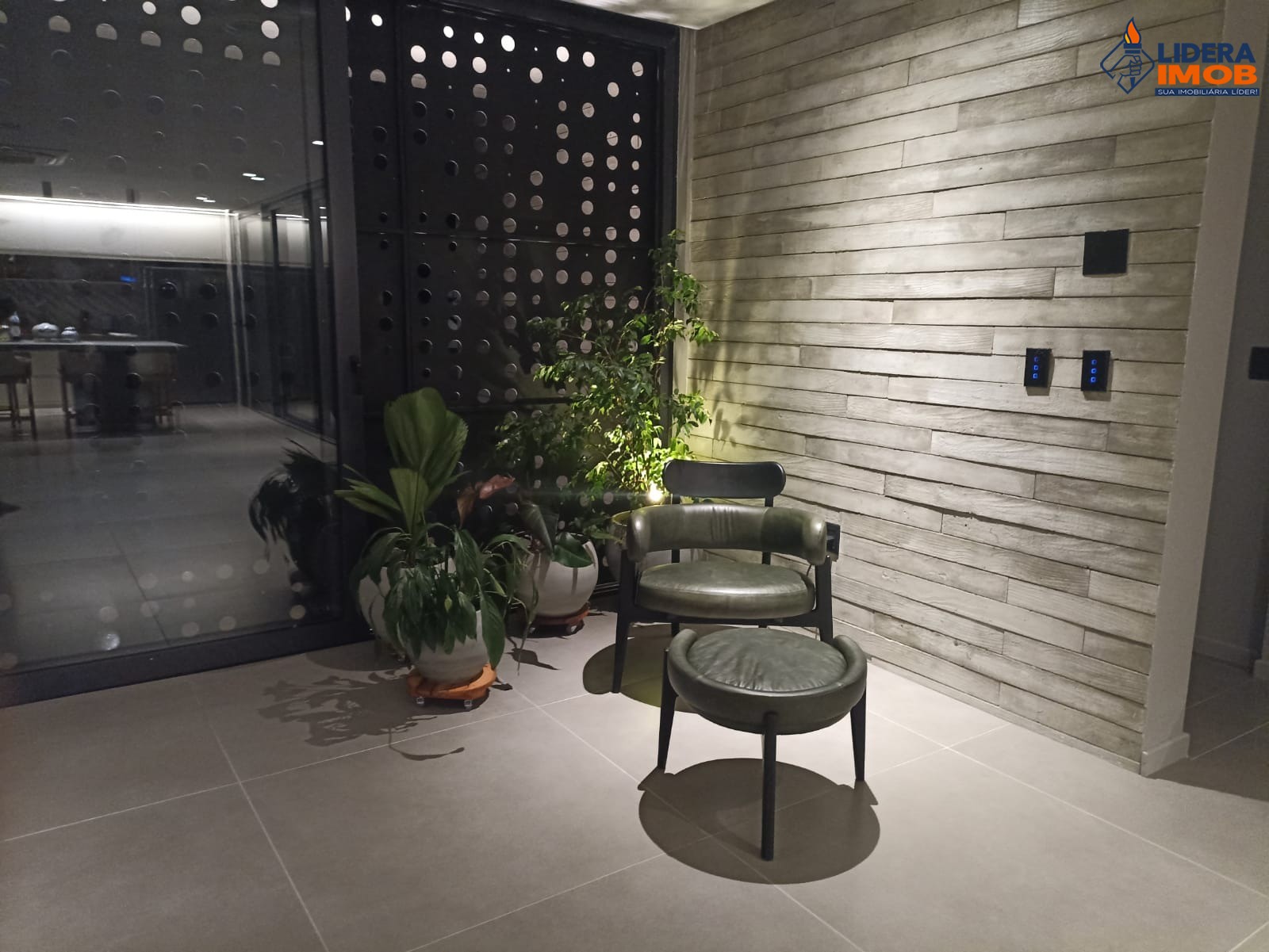 Casa, 4 quartos, 300 m² - Foto 17