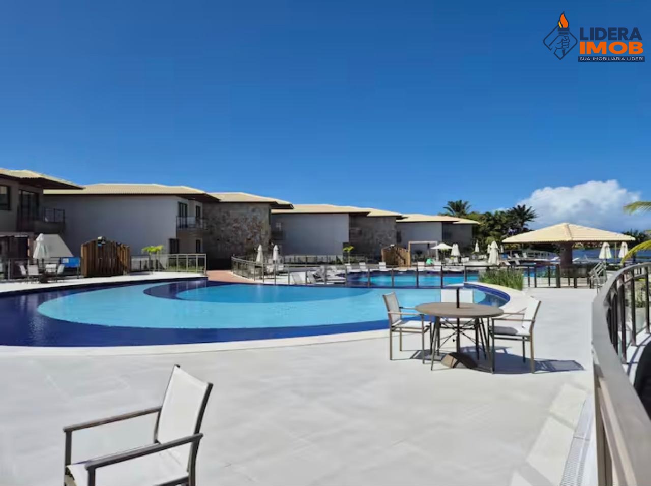 Casa, 4 quartos, 270 m² - Foto 2