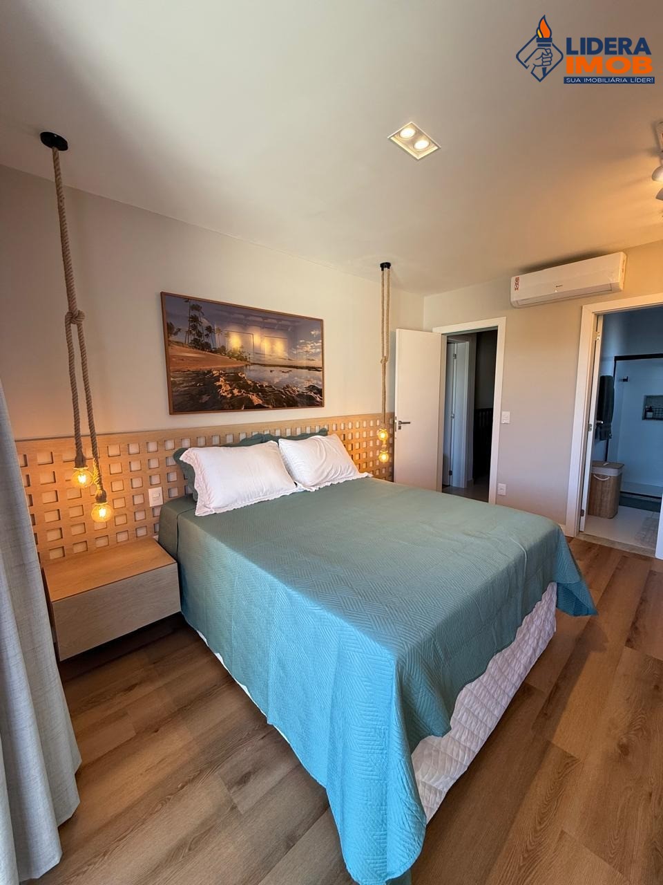 Casa, 4 quartos, 270 m² - Foto 24