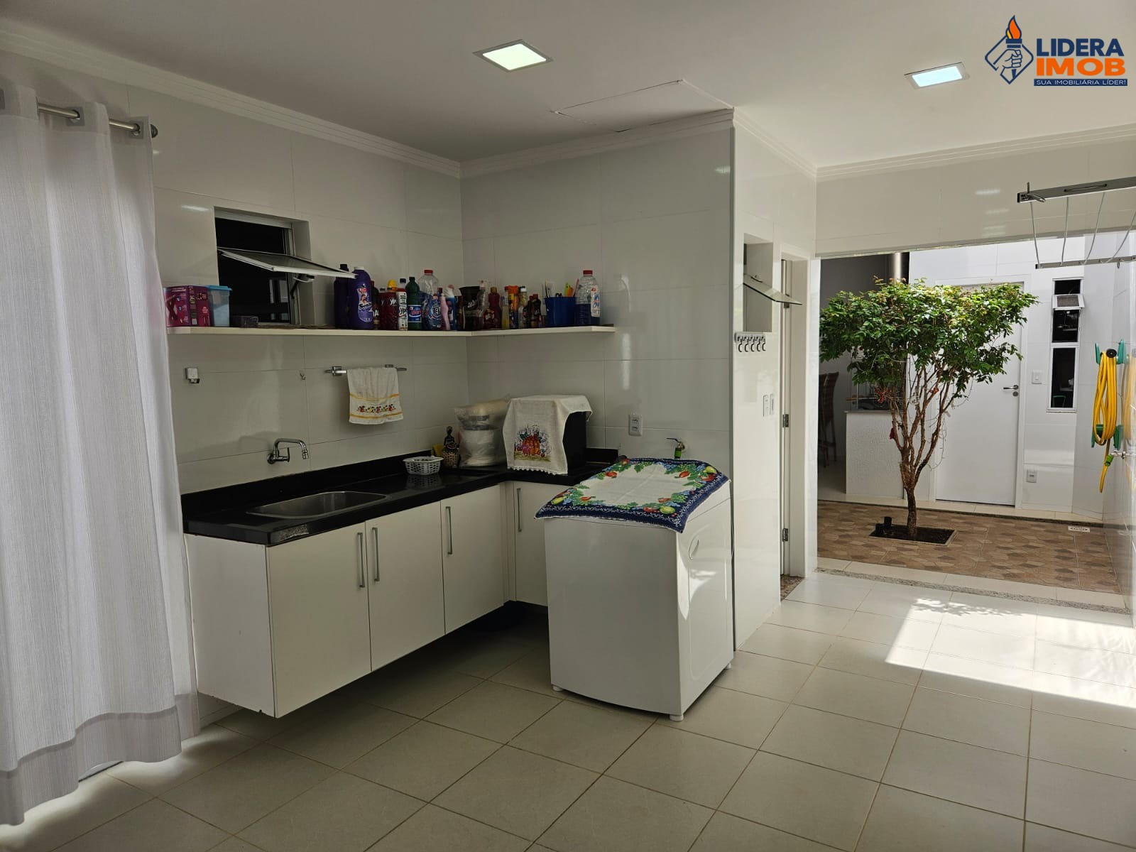 Casa, 3 quartos, 219 m² - Foto 11