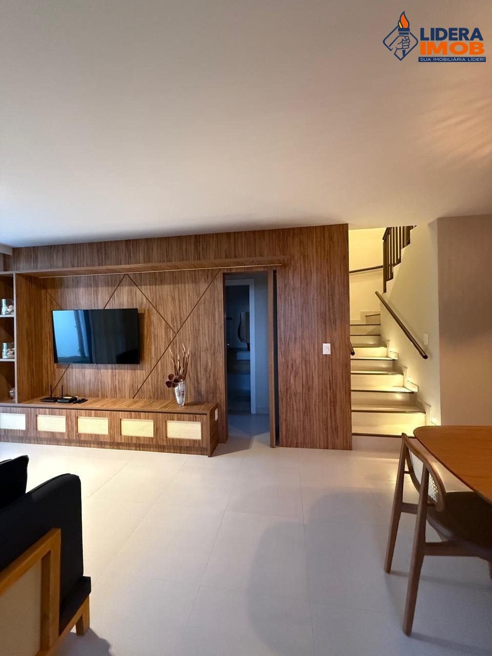 Casa, 4 quartos, 270 m² - Foto 4