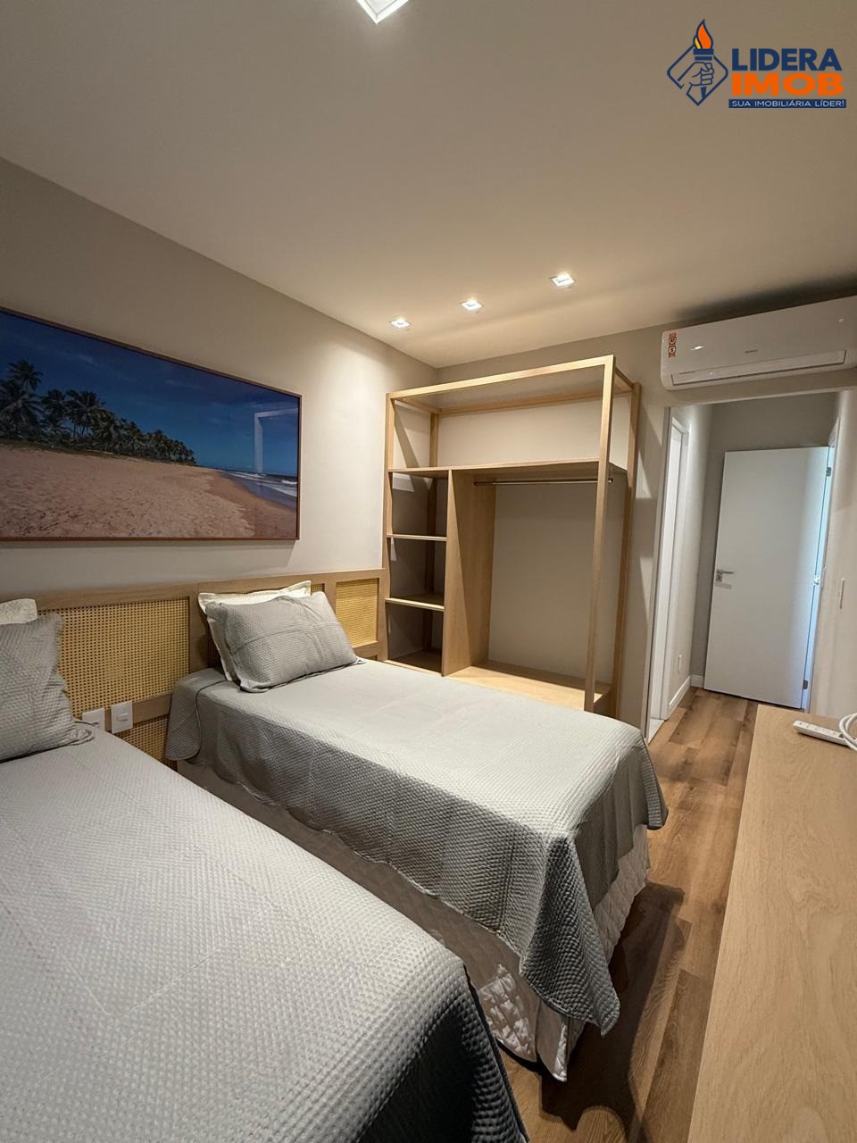 Casa, 4 quartos, 270 m² - Foto 28