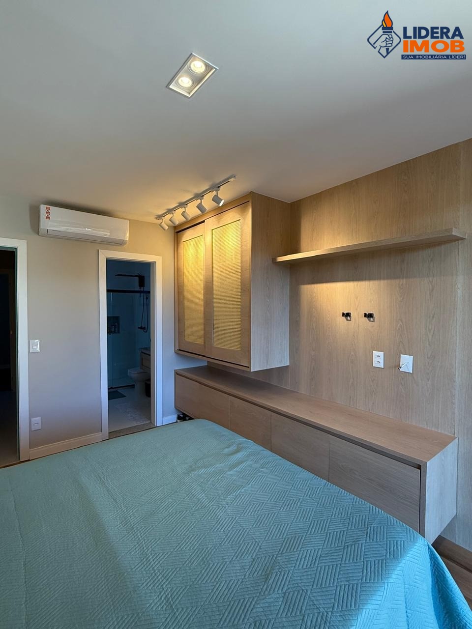 Casa, 4 quartos, 270 m² - Foto 23