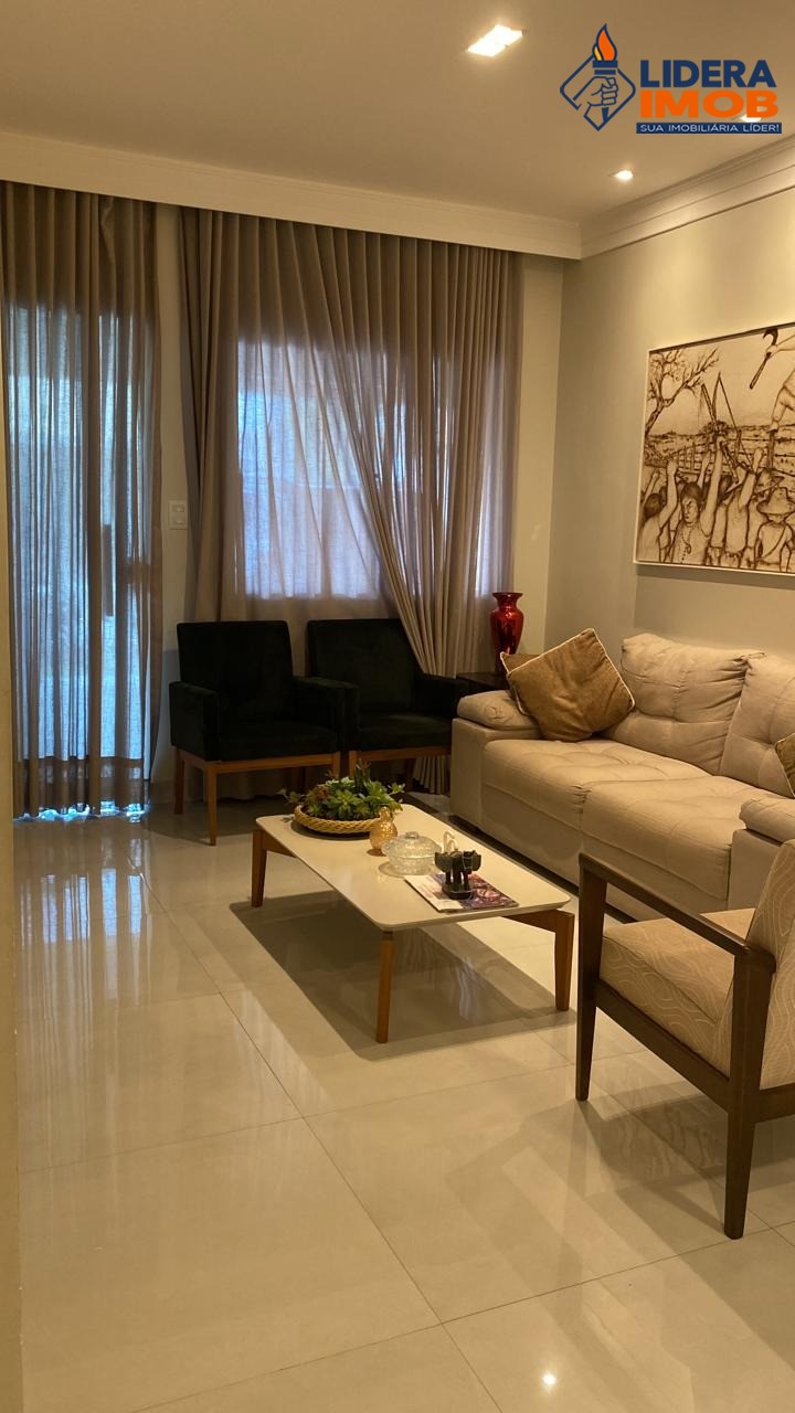 Casa, 3 quartos, 200 m² - Foto 1