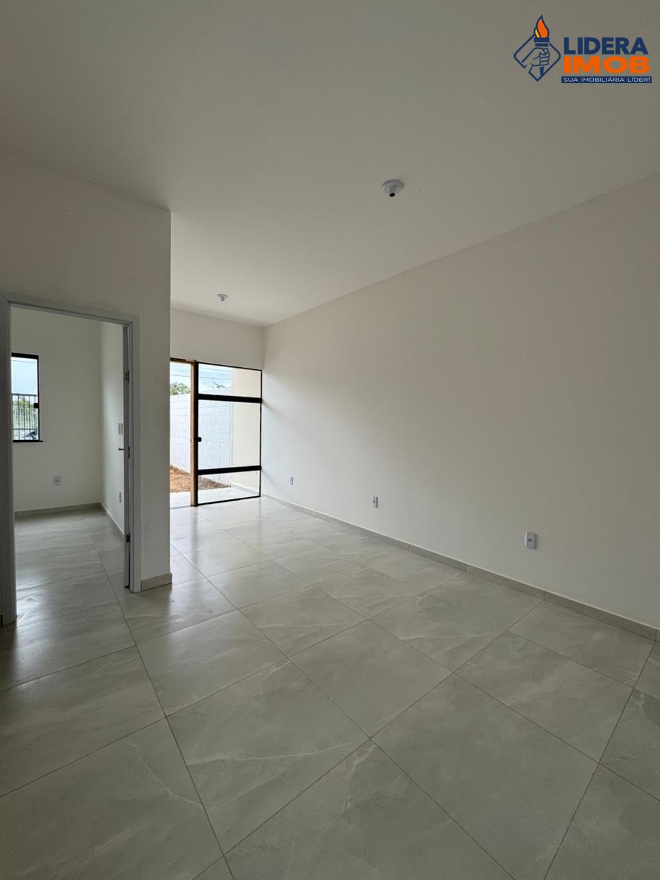 Casa, 2 quartos, 182 m² - Foto 1
