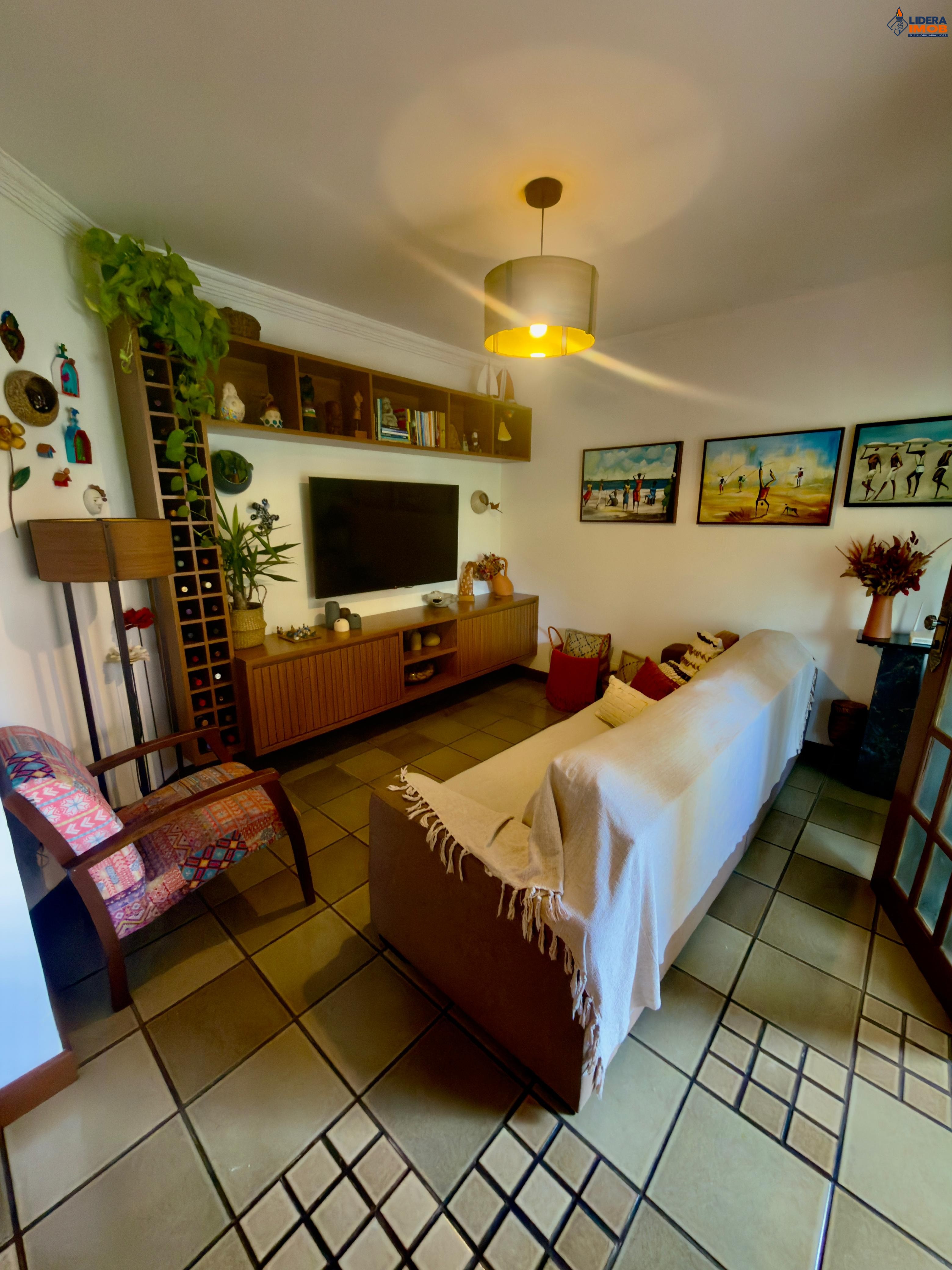 Casa, 4 quartos, 160 m² - Foto 1