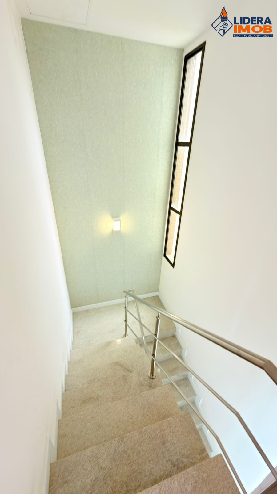 Casa, 3 quartos, 230 m² - Foto 2