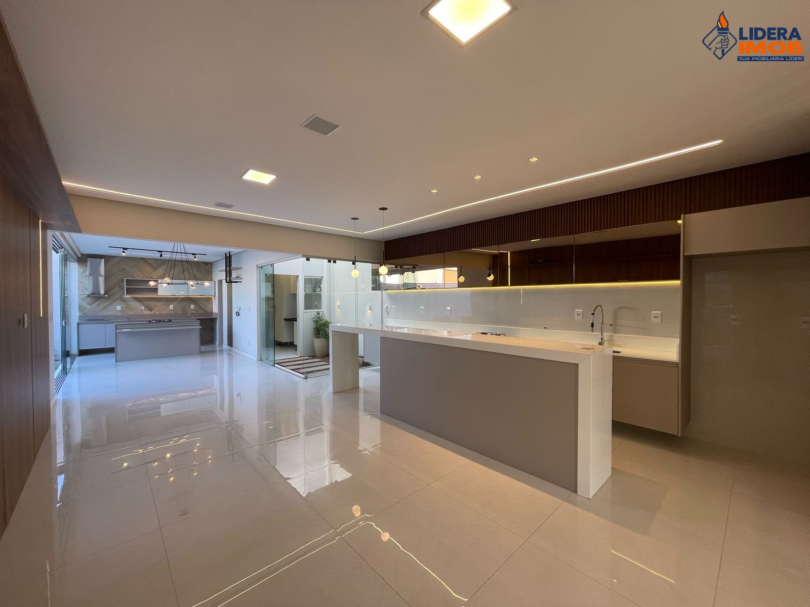 Casa, 3 quartos, 250 m² - Foto 5