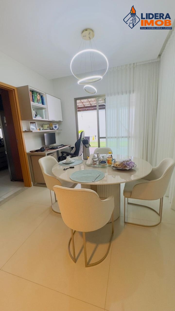 Casa, 3 quartos, 200 m² - Foto 1