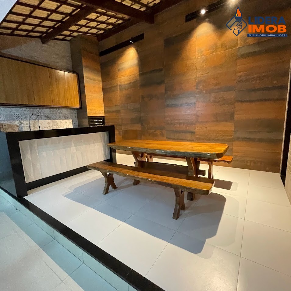 Casa, 3 quartos, 189 m² - Foto 1