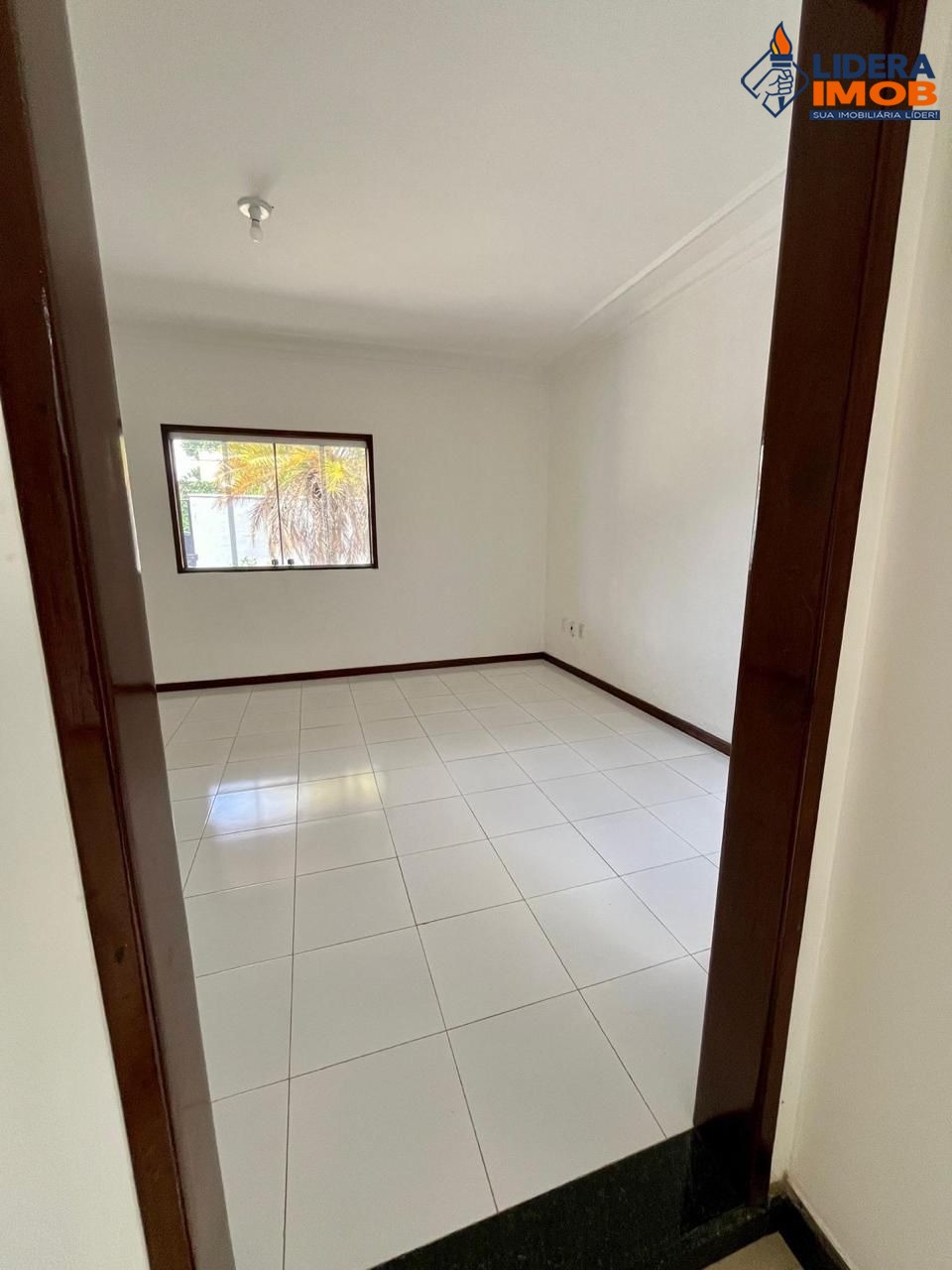 Casa, 4 quartos, 300 m² - Foto 2