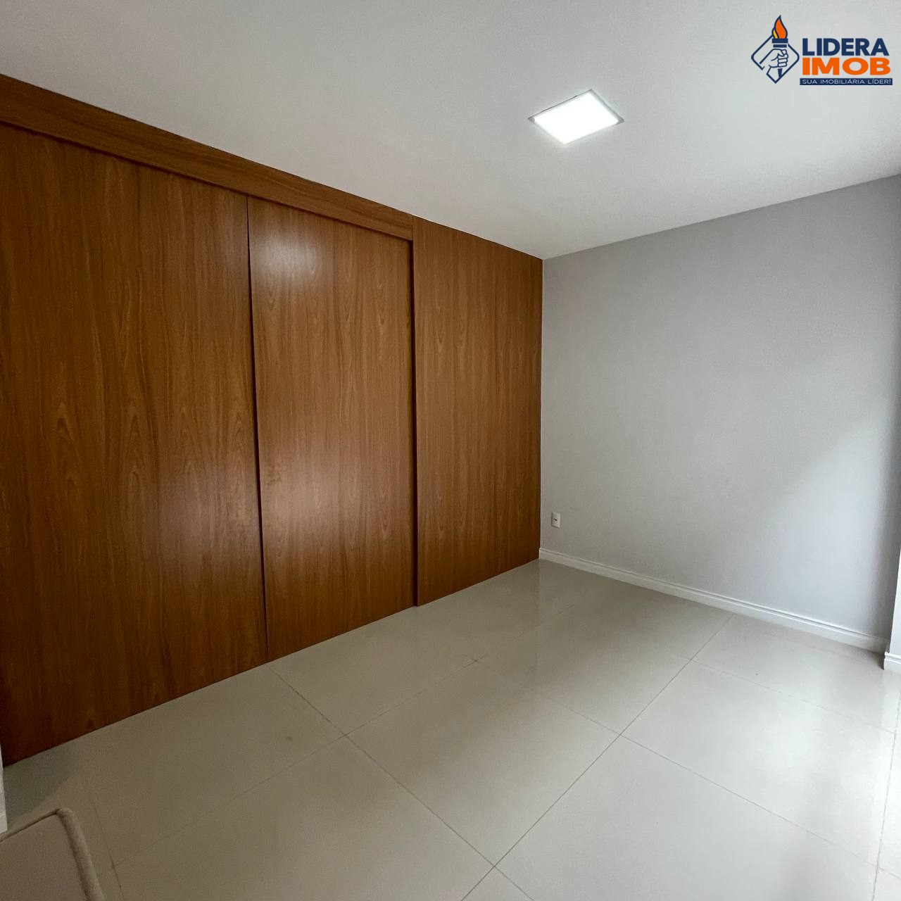 Casa, 3 quartos, 189 m² - Foto 2